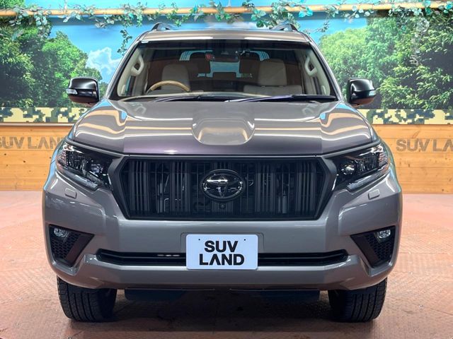 TOYOTA LANDCRUISER PRADO 2023 Image 31