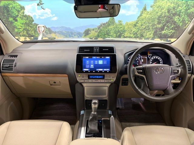 TOYOTA LANDCRUISER PRADO 2023 Image 31