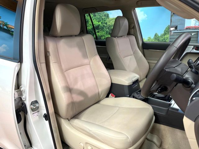 TOYOTA LANDCRUISER PRADO 2023 Image 31