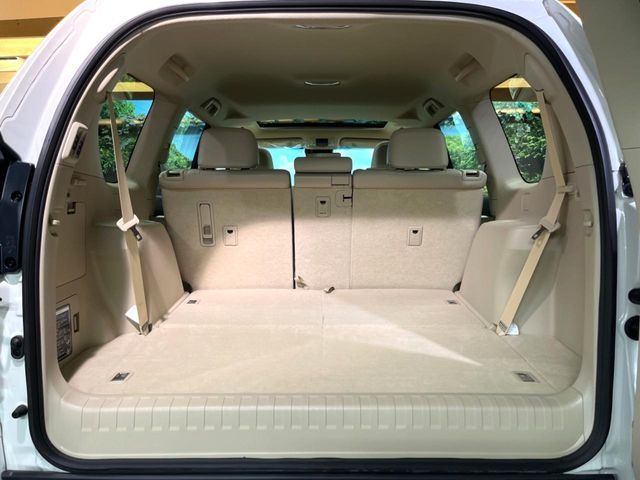 TOYOTA LANDCRUISER PRADO 2023 Image 31