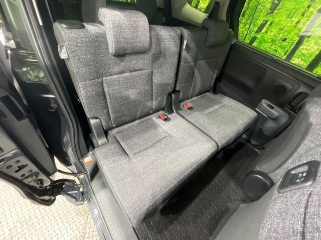 TOYOTA SIENTA HYBRID 2023 Image 31