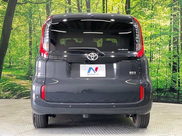 TOYOTA SIENTA HYBRID 2023 Image 31