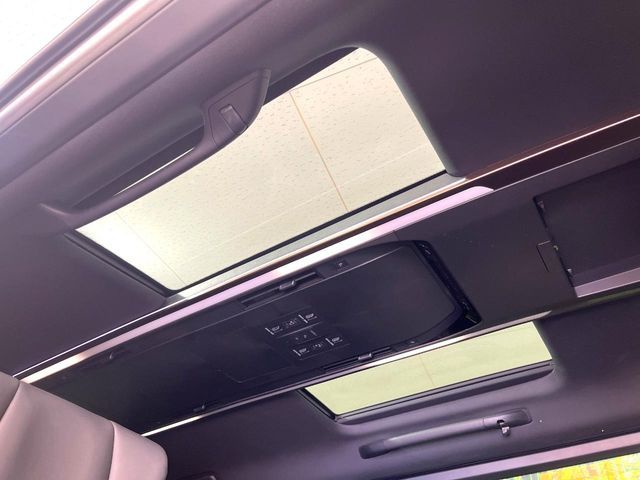 TOYOTA ALPHARD HYBRID 2024 Image 31