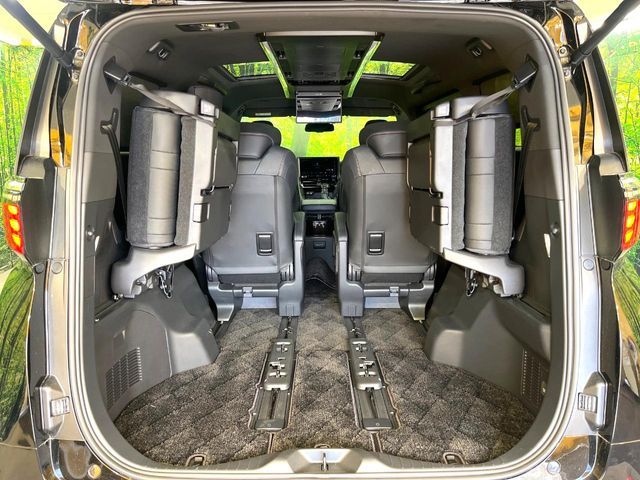 TOYOTA ALPHARD HYBRID 2024 Image 31