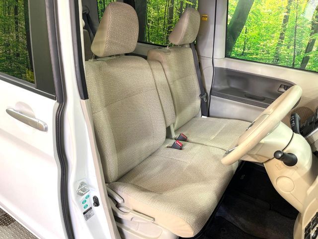 DAIHATSU TANTO 2013 Image 31