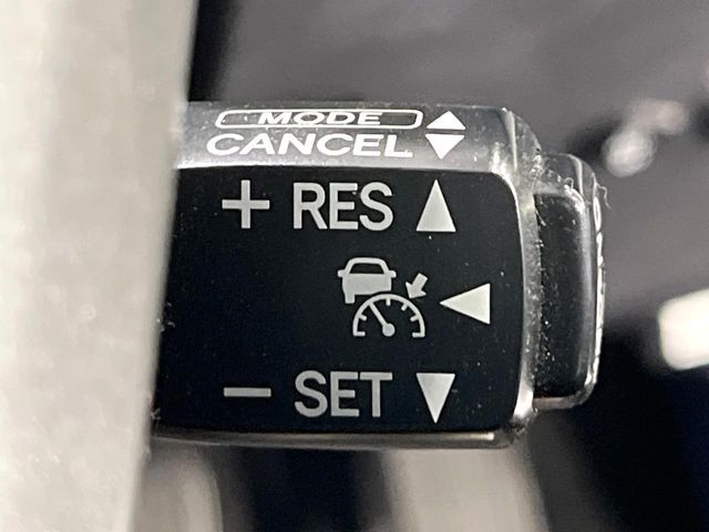 TOYOTA PRIUS 2015 Image 31