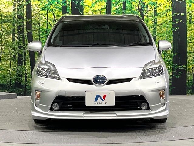 TOYOTA PRIUS 2015 Image 31