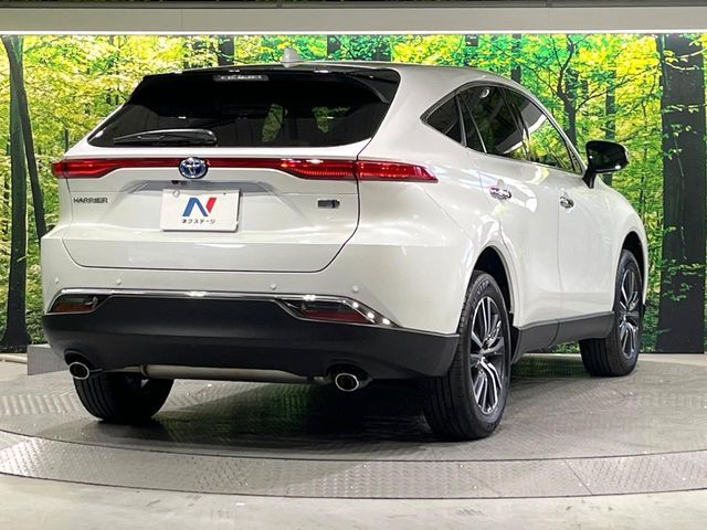 TOYOTA HARRIER HYBRID 2023 Image 31