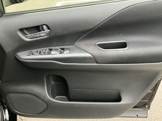 NISSAN SERENA  S-HYBRID 4WD 2018 Image 31