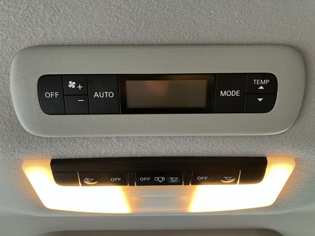 NISSAN SERENA  S-HYBRID 4WD 2018 Image 31