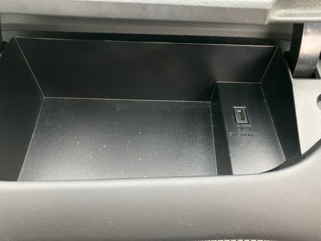 NISSAN SERENA  S-HYBRID 4WD 2018 Image 31