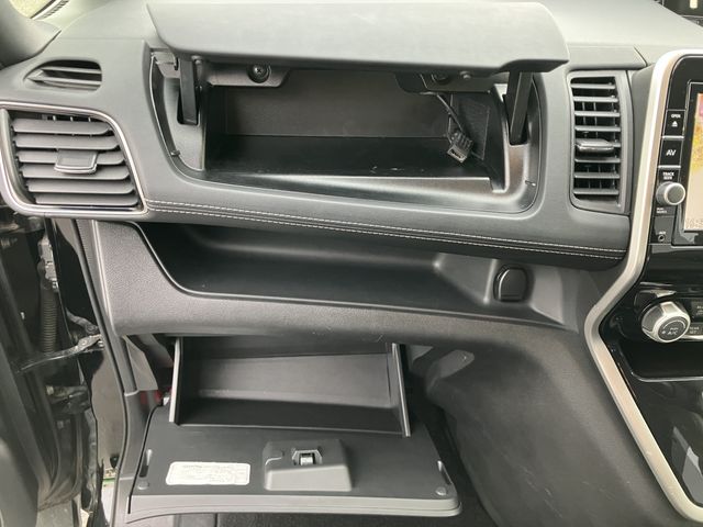 NISSAN SERENA  S-HYBRID 4WD 2018 Image 31