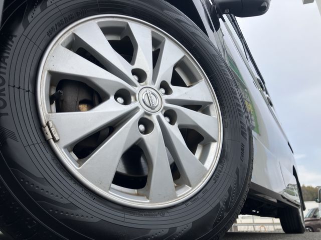 NISSAN SERENA  S-HYBRID 4WD 2018 Image 31