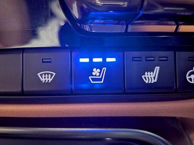 MAZDA CX-60 2023 Image 31