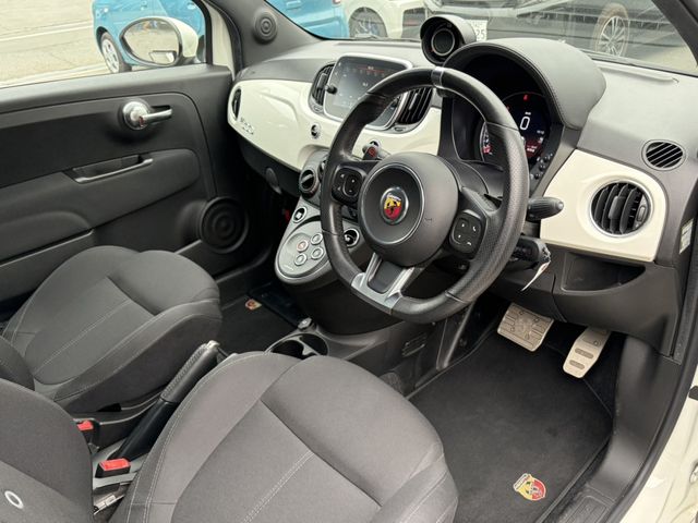 FIAT ABARTH 595 2019 Image 31