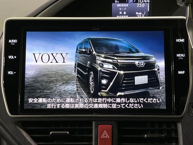 TOYOTA VOXY HYBRID 2021 Image 31
