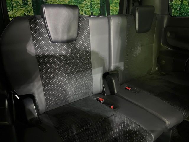 TOYOTA VOXY HYBRID 2021 Image 31