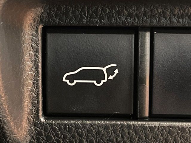 TOYOTA HARRIER HYBRID 2021 Image 31