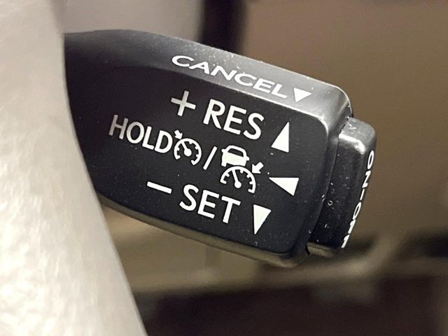 TOYOTA LANDCRUISER PRADO 2023 Image 31