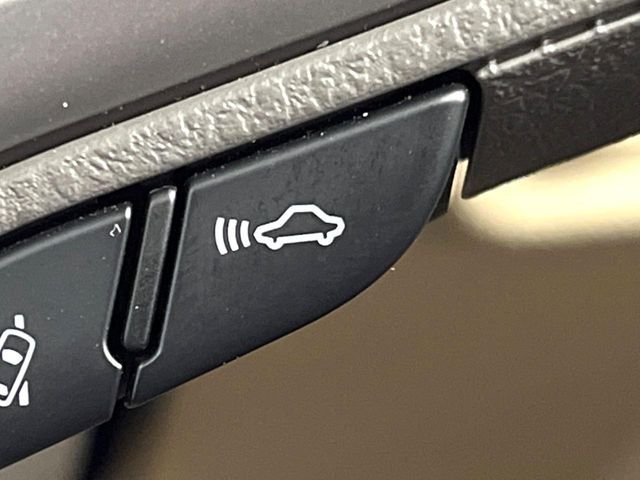 TOYOTA LANDCRUISER PRADO 2023 Image 31