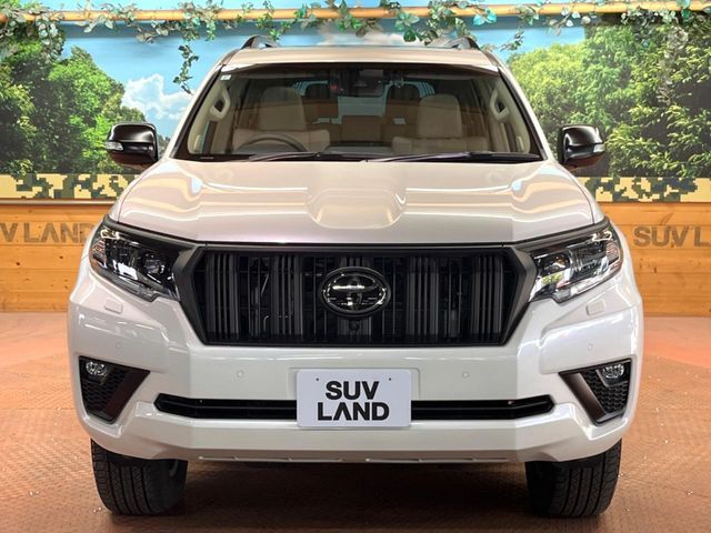 TOYOTA LANDCRUISER PRADO 2023 Image 31