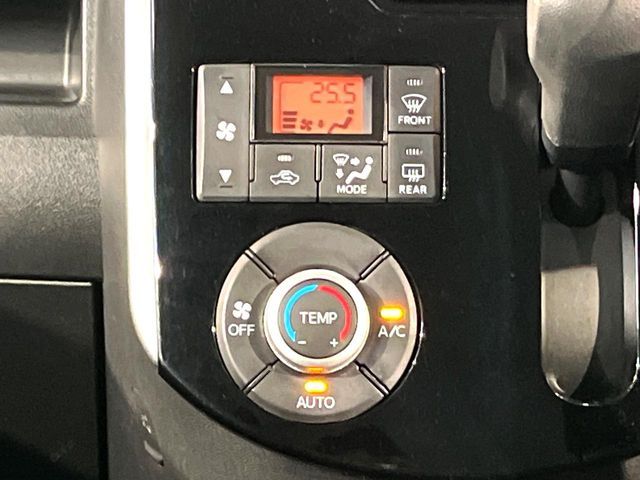 DAIHATSU TANTO CUSTOM 2015 Image 31