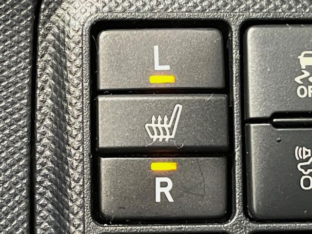 TOYOTA AQUA 2018 Image 31