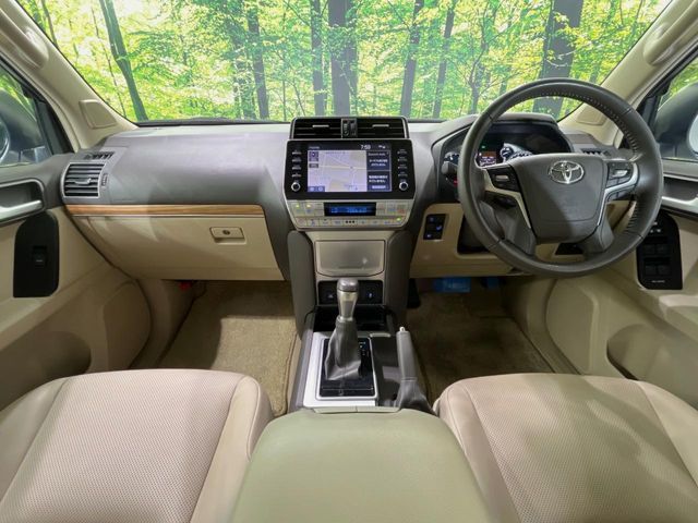 TOYOTA LANDCRUISER PRADO 2023 Image 31