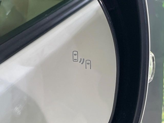 TOYOTA LANDCRUISER PRADO 2023 Image 31