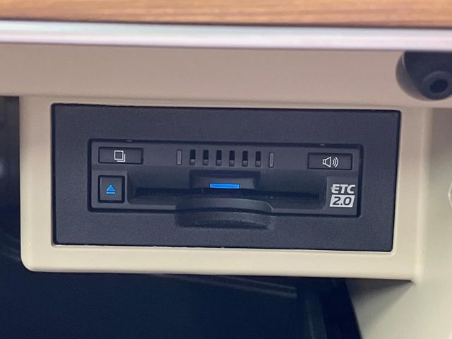 TOYOTA LANDCRUISER PRADO 2023 Image 31