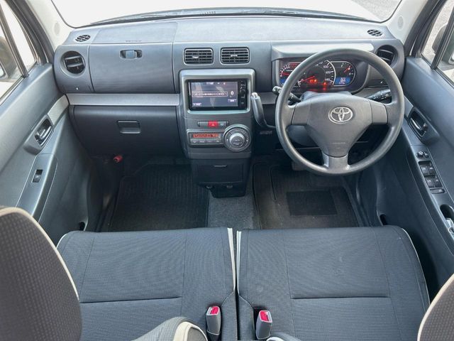 TOYOTA PIXIS SPACE CUSTOM 2015 Image 31