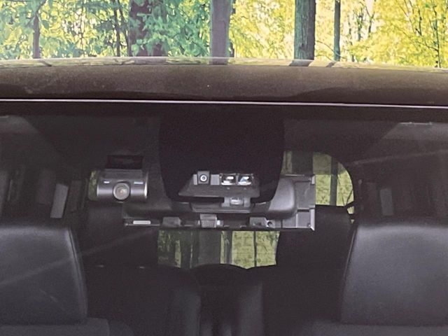 TOYOTA NOAH 2018 Image 31