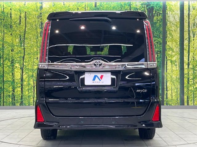TOYOTA NOAH 2018 Image 31