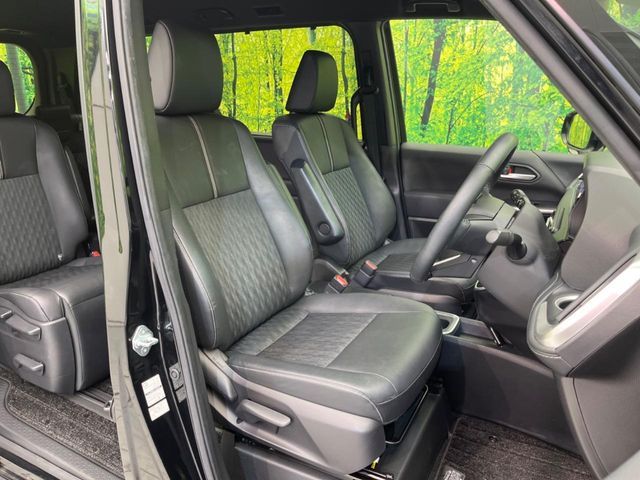 TOYOTA NOAH HYBRID 2022 Image 31