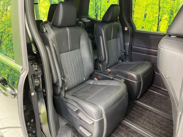 TOYOTA NOAH HYBRID 2022 Image 31