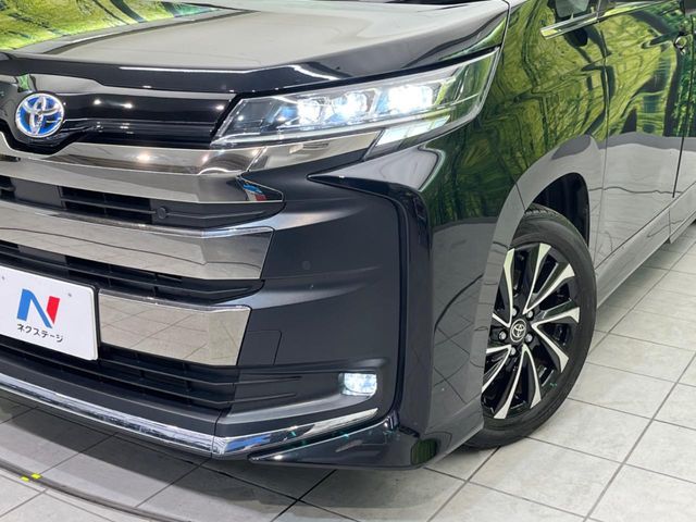 TOYOTA NOAH HYBRID 2022 Image 31