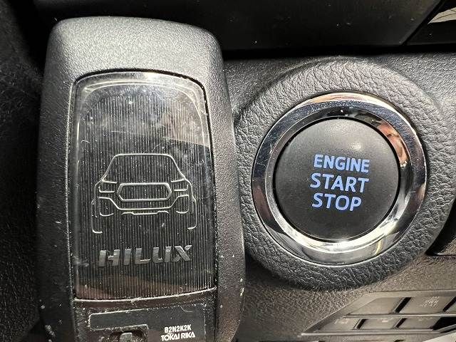 TOYOTA HILUX 4WD 2019 Image 31