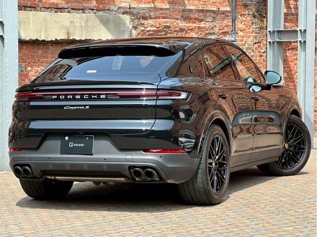 PORSCHE CAYENNE COUP 2023 Image 31