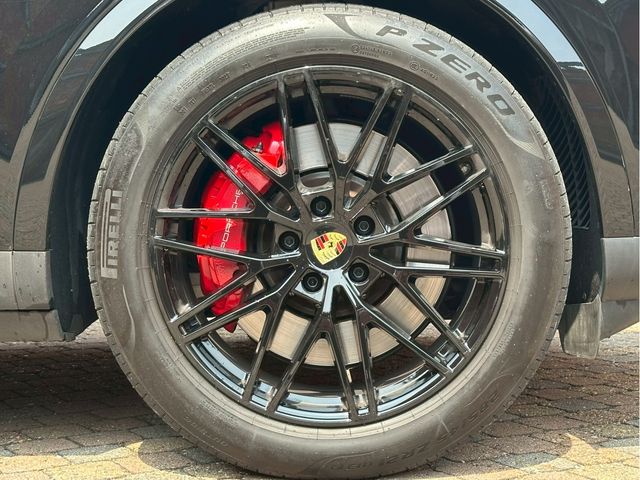 PORSCHE CAYENNE COUP 2023 Image 31