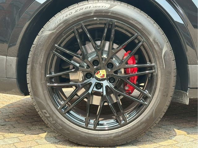 PORSCHE CAYENNE COUP 2023 Image 31
