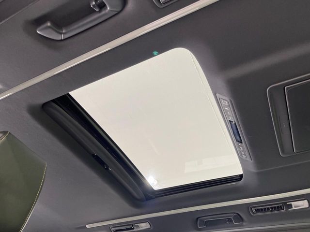 TOYOTA ALPHARD HYBRID 4WD 2023 Image 31