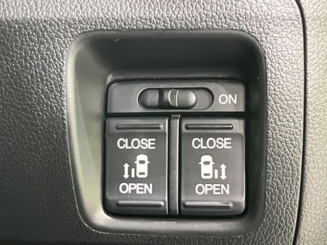 HONDA N BOX CUSTOM 4WD 2015 Image 31