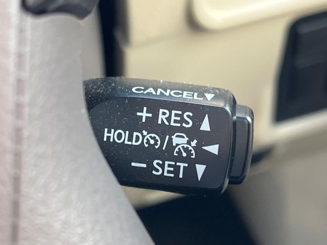 TOYOTA LANDCRUISER PRADO 2023 Image 31