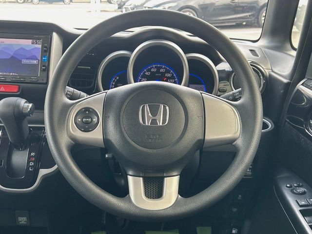 HONDA N BOX CUSTOM 2015 Image 31