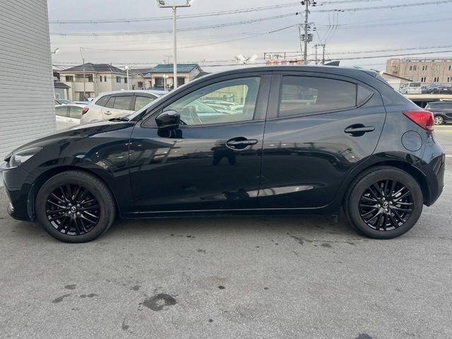 MAZDA 2 2022 Image 31