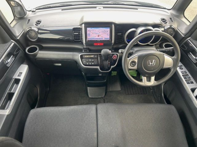 HONDA N BOX 2015 Image 31