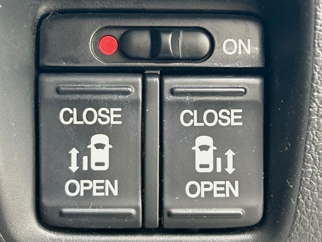 HONDA N BOX 2015 Image 31