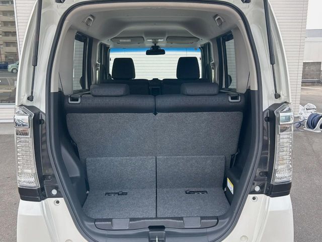 HONDA N BOX 2015 Image 31