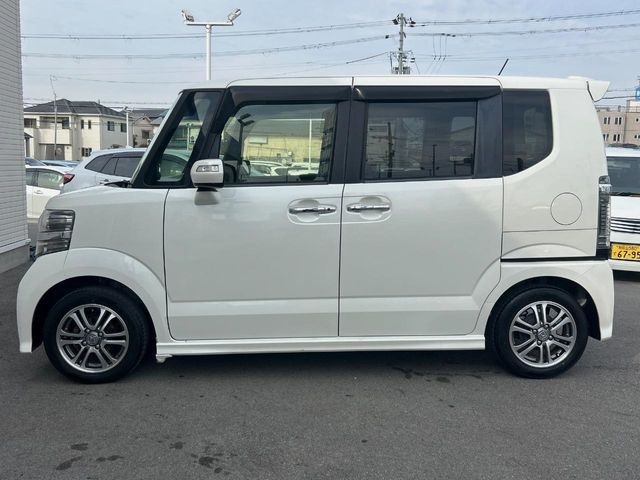 HONDA N BOX 2015 Image 31