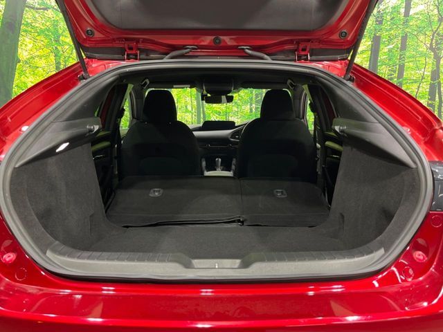 MAZDA 3 FASTBACK 2019 Image 31